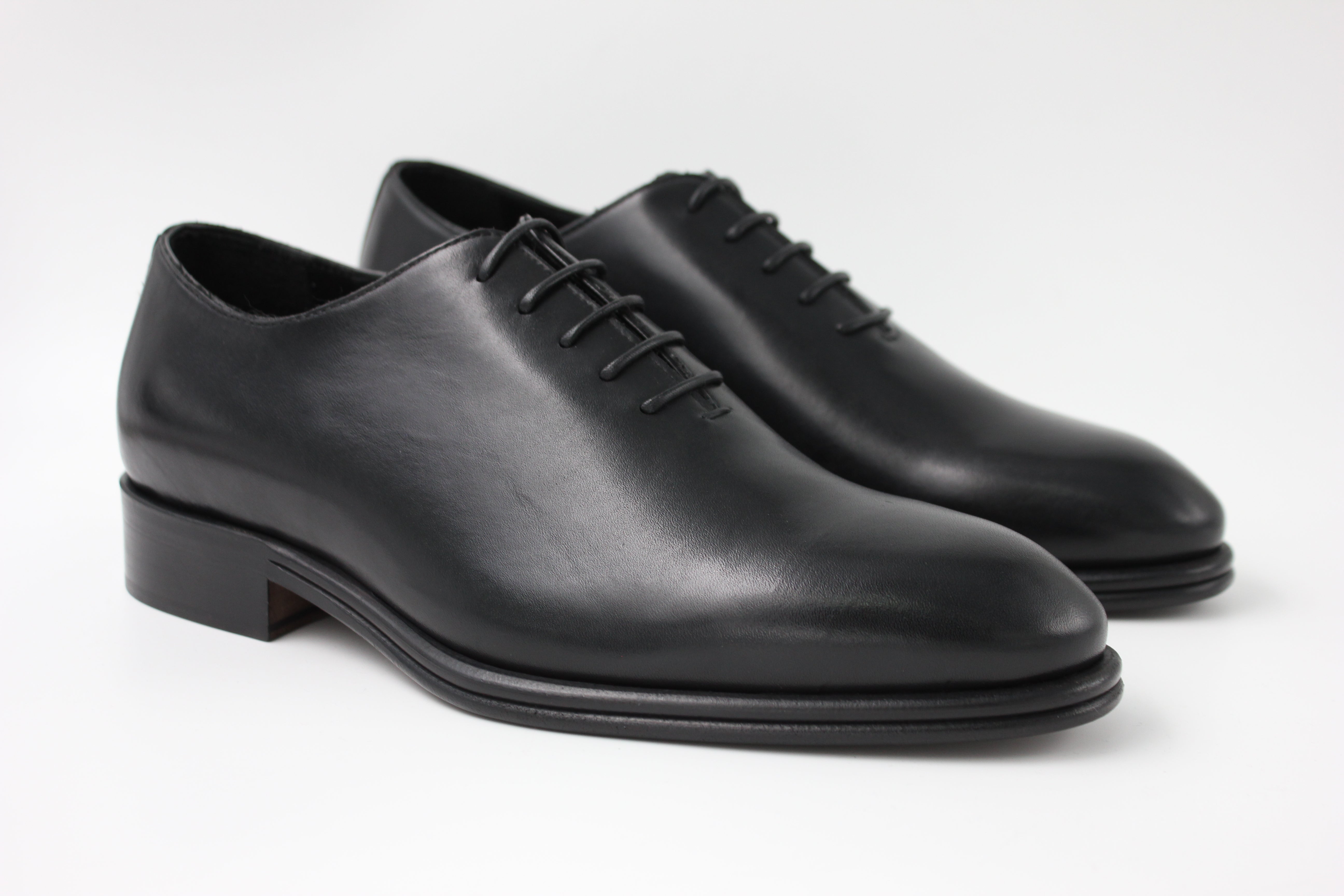 Luxury Italian Shoes for Men | The Oxfords Collection