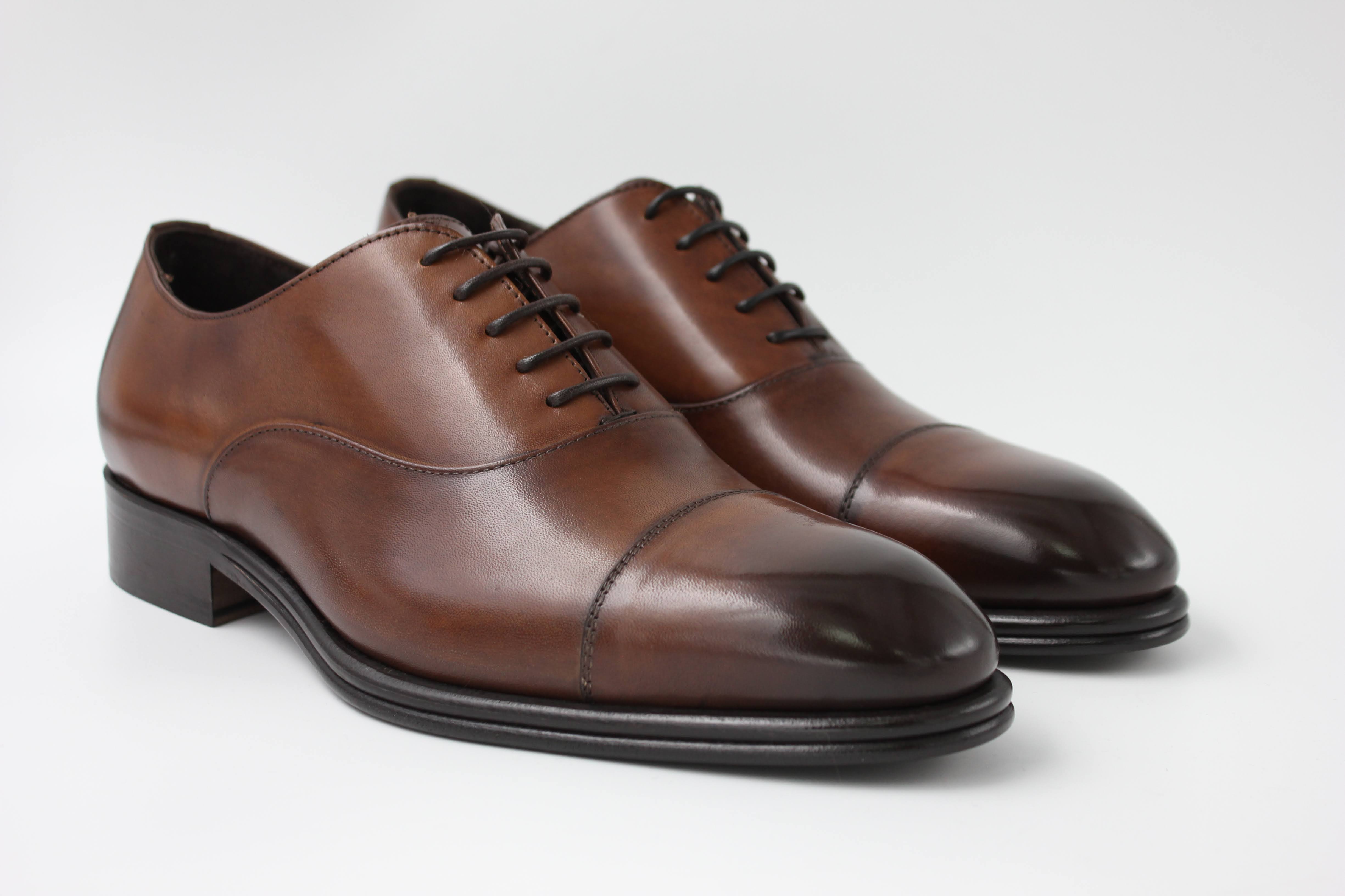 Luxury Italian Shoes for Men | The Cap Toes Oxfords Collection